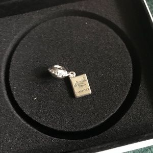 Pandora Passport Charm